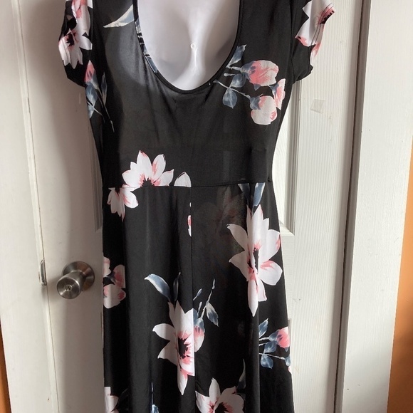MAGAZINE FLORAL DRESS SIZE M - Picture 5 of 7